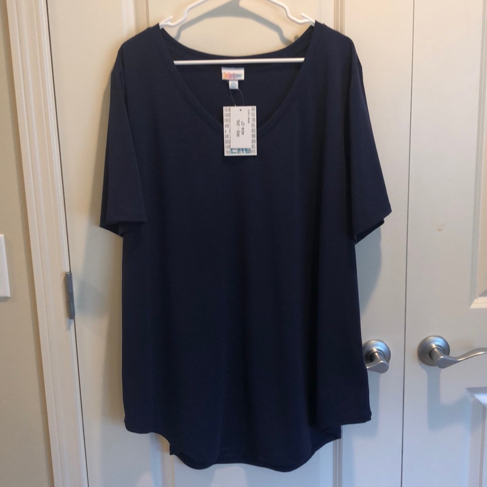 LuLaRoe Iris Navy NWT 2XL